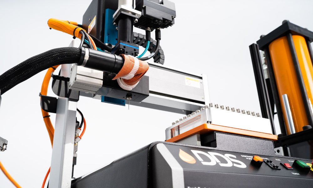 Detroit Dispensing Solutions CFM-1800 DDS Automated Cannabis Vape Filling Machine